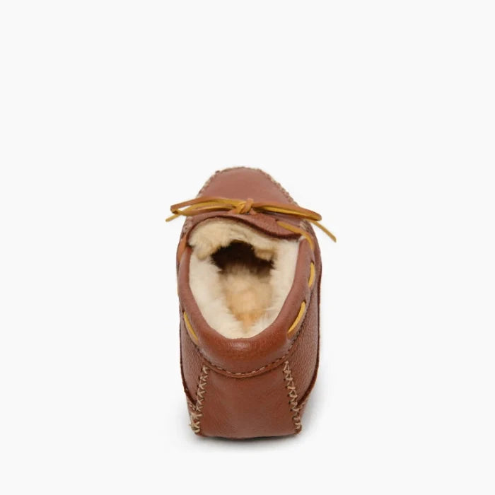 Minnetonka Sheepskin Moose Slipper Carmel MT3758